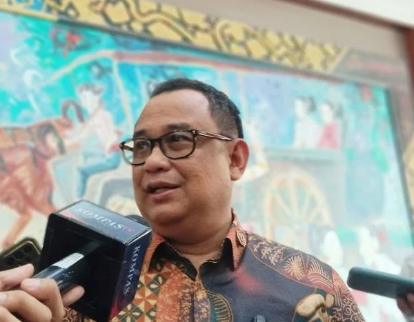 Isu Jokowi Gabung Partai Golkar, Begini Tanggapan Istana