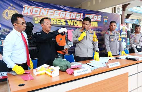 Ambil Paket Narkoba di Jasa Pengiriman, Ketua PPK Wonogiri Ditangkap dengan Barang Bukti 1 Paket Ganja