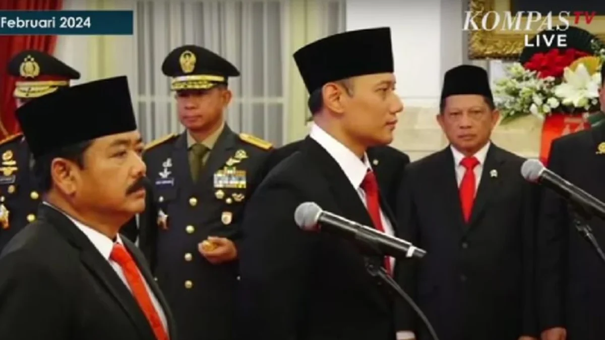 Jokowi Lantik Hadi Tjahjanto Jadi Menko Polhukam, AHY Menteri ATR dan Demokrat Kembali Gabung di Pemerintahan