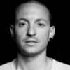 Chester Bennington, Sejak Kecil Akrab dengan Perlakuan Pelecehan hingga Perundungan