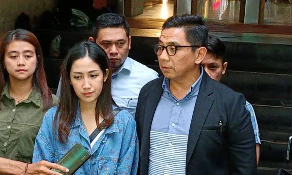 Siapa Pendamping Dante Saat Berada di Kolam Renang? Tamara Tyasmara Tak Mau Buka Identitas Orang Kepercayaannya: Takut Jadi Fitnah