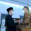 Takziah ke Gedung Pakuan, Teguh Santosa Sampaikan Duka Cita untuk Keluarga Ridwan Kamil