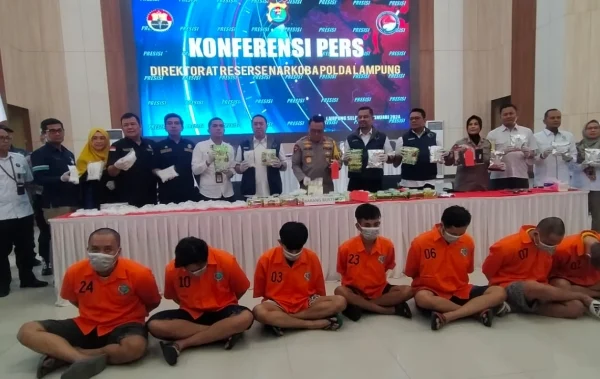 8 Orang Diamankan di Lampung Bawa 88 Kilogram Sabu Dikirim Fredy Pratama dari Thailand