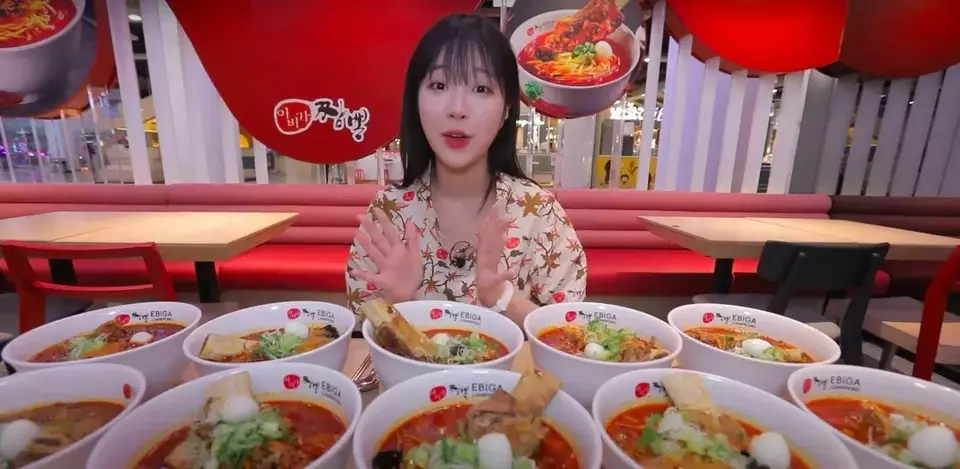 Tzuyang, YouTuber Mukbang Terkenal Korea Curi Perhatian Warga Indonesia