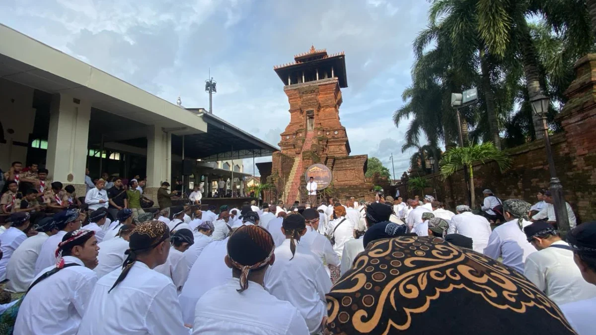 Awal Ramadan 1445 Hijriah, Tabuh Bedug Dandangan Peninggalan Syech Ja’far Shodiq di Masjid Menara Sunan Kudus