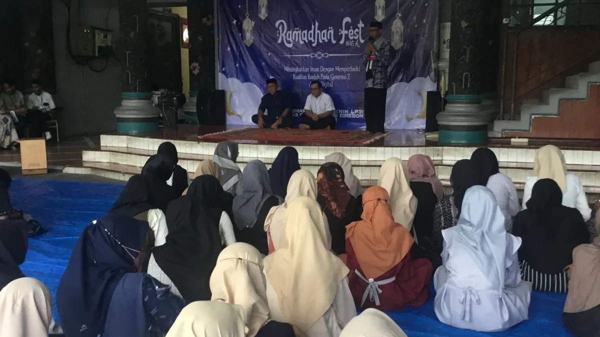 Ramadan Fest 1445 Hijriah di Kampus Politeknik LP3I Cirebon, Generasi Z Ngabuburit di Era Digital