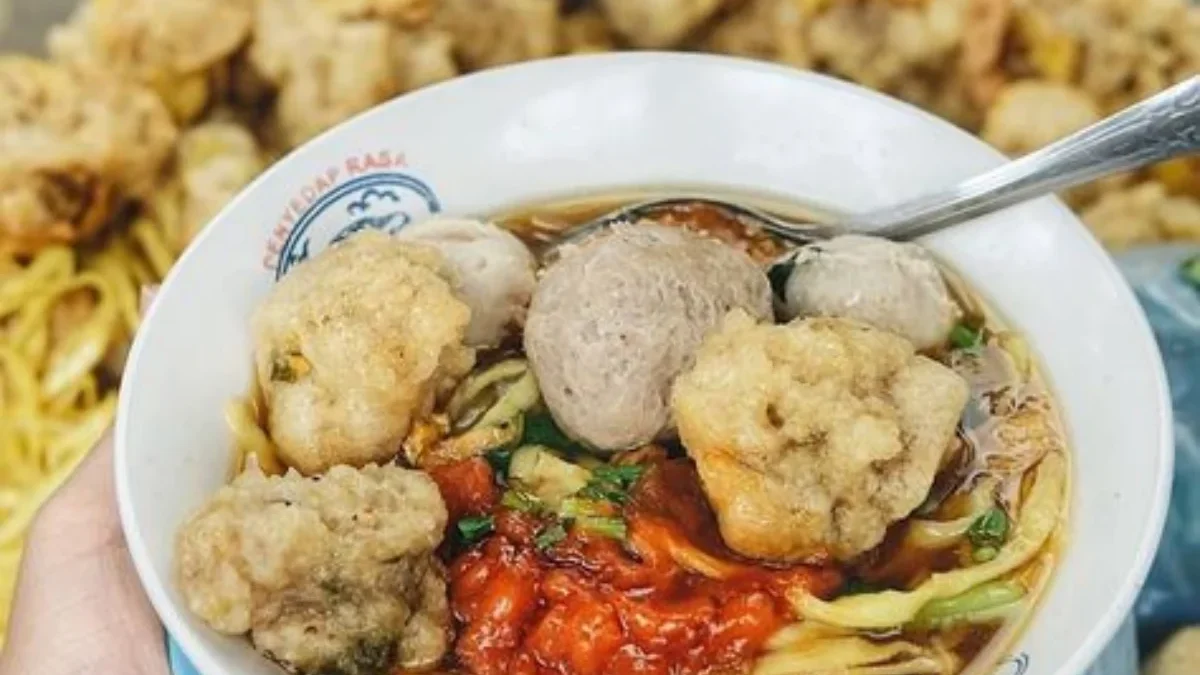 Bakso So’un dan Mie Ayam Lodaya di Bandung