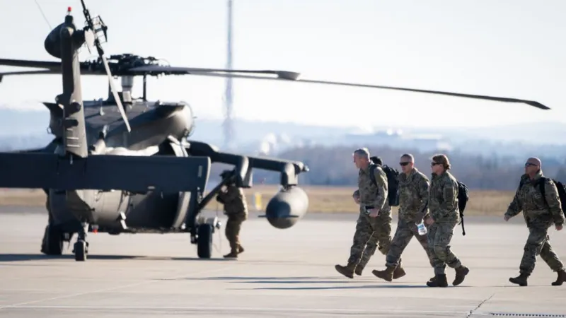 Tentara AS terlihat di Bandara Rzeszow-Jasionka pada tahun 2022 (Getty Images)