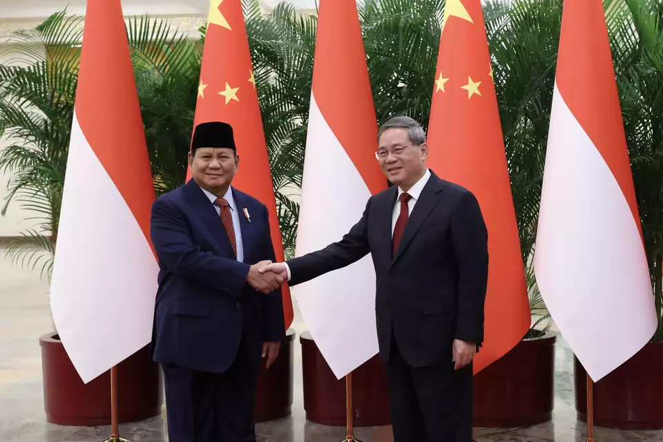 Menhan Prabowo Subianto bertemu PM Tiongkok Li Qiang (Istimewa/Dok. Biro Humas Setjen Kemhan)