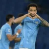 Selebrasi pemain Lazio, Felipe Anderson yang mencetak gol pembuka dalam pertandingan menghadapi Salernitana, S