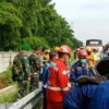 Foto Evakuasi Lakalantas KM 58 Tol Japek