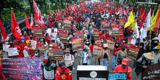 Demo Buruh peringatan May Day di sejumlah titik ibu kota.