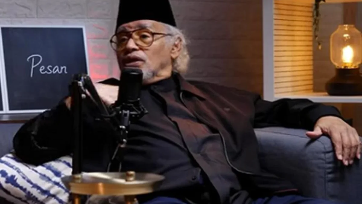 Profesor Salim Said (Tangkapan layar YouTube pada kanal Hersubeno Arief Point)