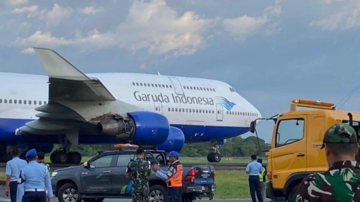 Pesawat garuda yang mengangkut jemaah haji Embarkasi Makassar mengalami gangguan saat baru saja lepas landas,