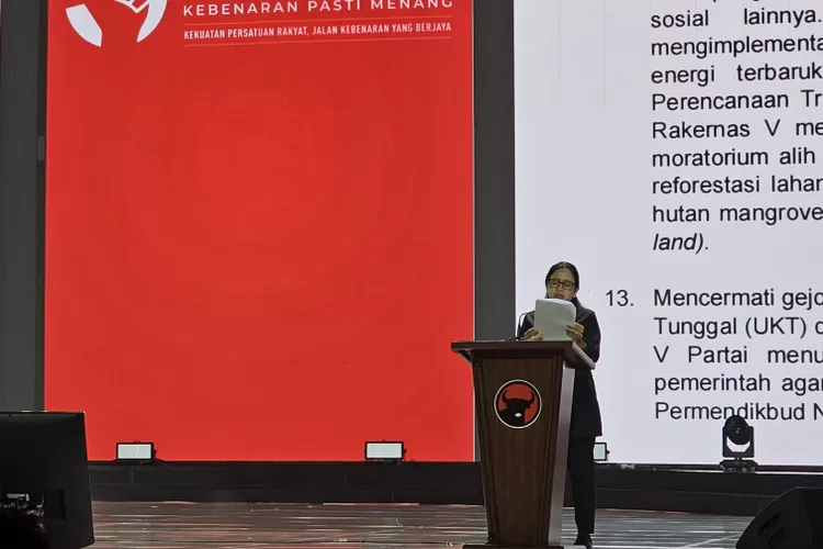 Ketua DPP PDIP bidang politik yang juga putri Megawati Soekarnoputri, Puan Maharani saat Rapat Kerja Nasional