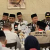 Rapat Menteri Agama (Menag) Yaqut Cholil Qoumas dengan Timwas Haji DPR, di Jarwal, Makkah, Rabu (12/6/2024). (