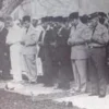 Presiden Sukarno saat salat Idul Adha 1962. (Dokumen Istimewa)