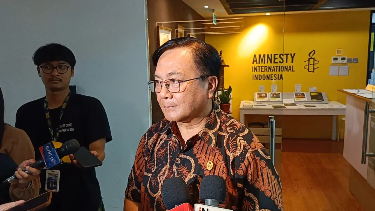 Ketua Harian Kompolnas Inspektur Jenderal (Irjen) Purn Benny Jozua Mamoto