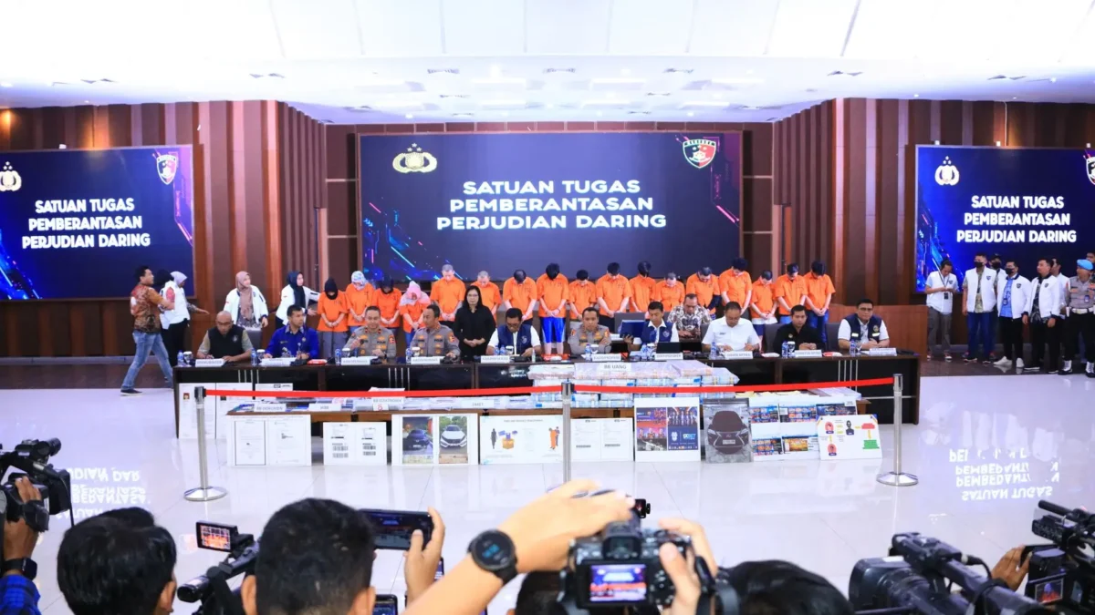 Konferensi pers terkait judi online di gedung Bareskrim Polri, Jakarta, Jumat 21 Juni 2024.