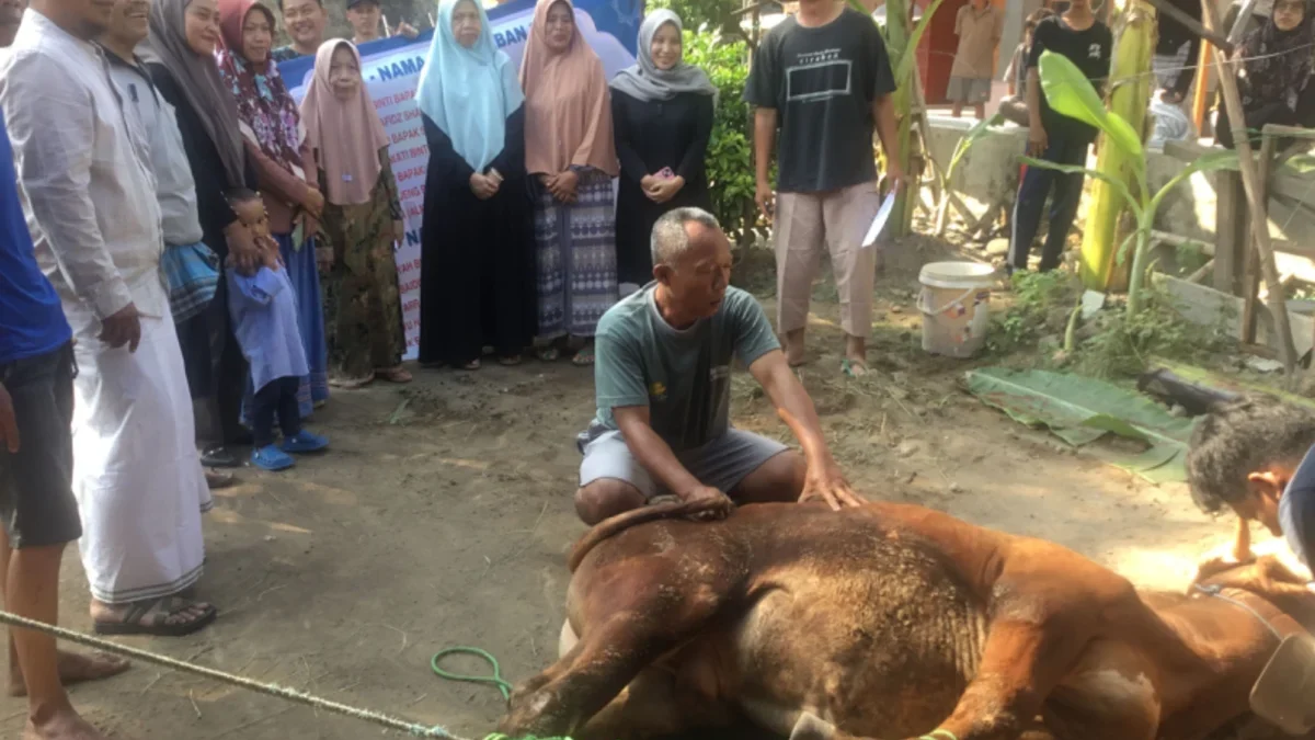 Warga Blok Wuni Desa Dawuan Kecamatan Tengah Tani Kabupaten Cirebon