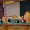 Hakim tunggal Pengadilan Negeri PN Bandung, Eman Sulaeman Kabulkan Gugatan Praperadilan Pegi Setiawan.