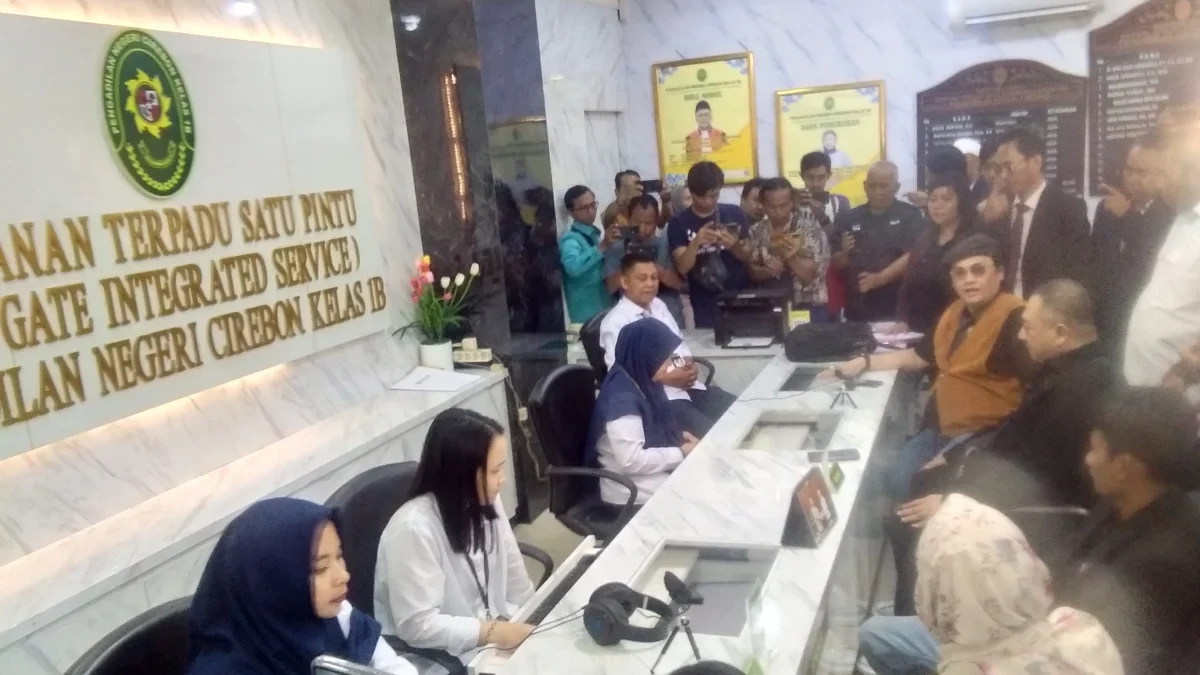 Kuasa hukum Saka Tatal mengajukan peninjauan kembali ke Pengadilan Negeri Cirebon, Senin 8 Juli 2024.