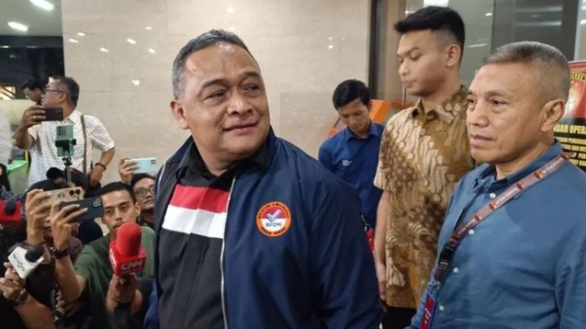 Kepala BP2MI Benny Rhamdani usai menjalani pemeriksaan di Bareskrim Polri, Senin (29/7/2024)