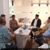 Tiga Wakil Ketua DPRD Rembang melakukan koordinasi dengan Kemlu di Gedung Pelayanan Pelindungan Warna Negara I