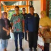 Kemenkes RI Budi Gunadi Sadikin usai menjenguk ayah almarhumah dr Aulia di RSUD Kardinah Kota Tegal, Minggu 18