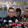 Ketua Komisi II DPR RI Ahmad Doli Kurnia Tandjung saat diwawancarai awak media di Gedung Nusantara, Senayan, J