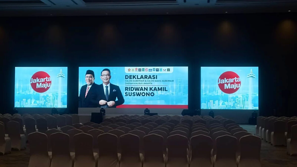 Suasana persiapan deklarasi KIM Plus yang akan mengusung Ridwan Kamil dan Suswono sebagai calon gubernur dan w