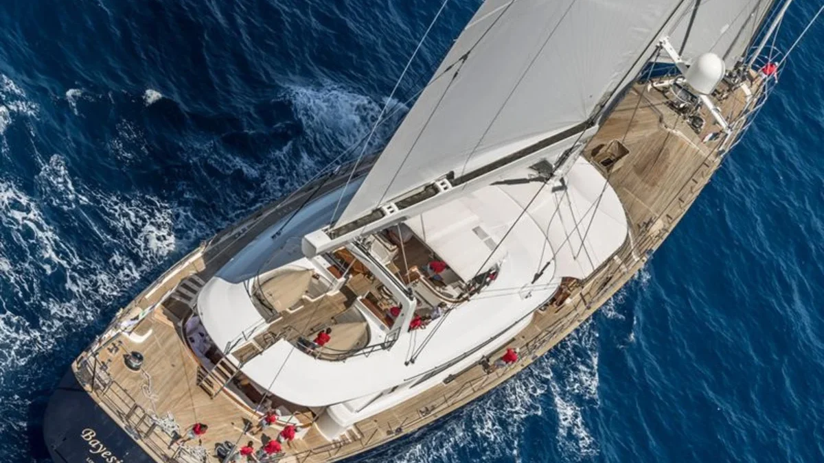 Kapal pesiar Bayesian. Foto: Perini Navi