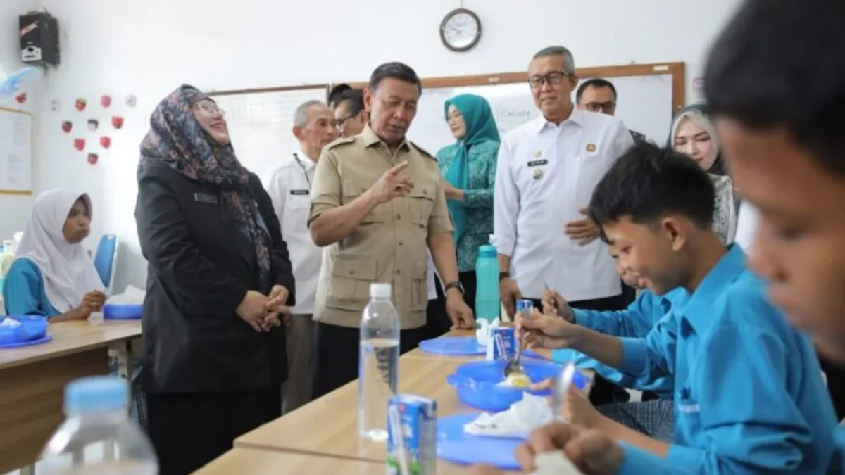 Wantimpres Apresiasi dukungan Pemkot Cirebon terhadap Program Makan Bergizi Gratis. (Foto: Ist.)