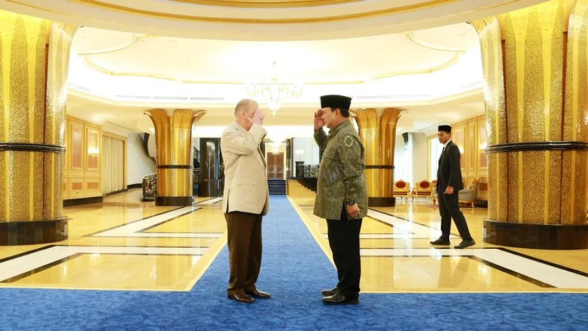 Menteri Pertahanan RI Prabowo Subianto melakukan pertemuan dengan Raja Malaysia Yang Maha Mulia Seri Paduka B