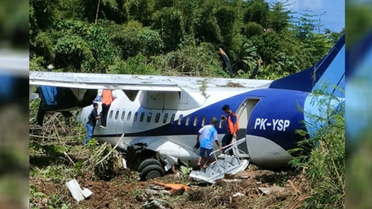 Pesawat Trigana Air PK-YSP jenis ATR 42 seri 500 mengalami insiden gagal lepas landas di Bandar Udara Stevanus