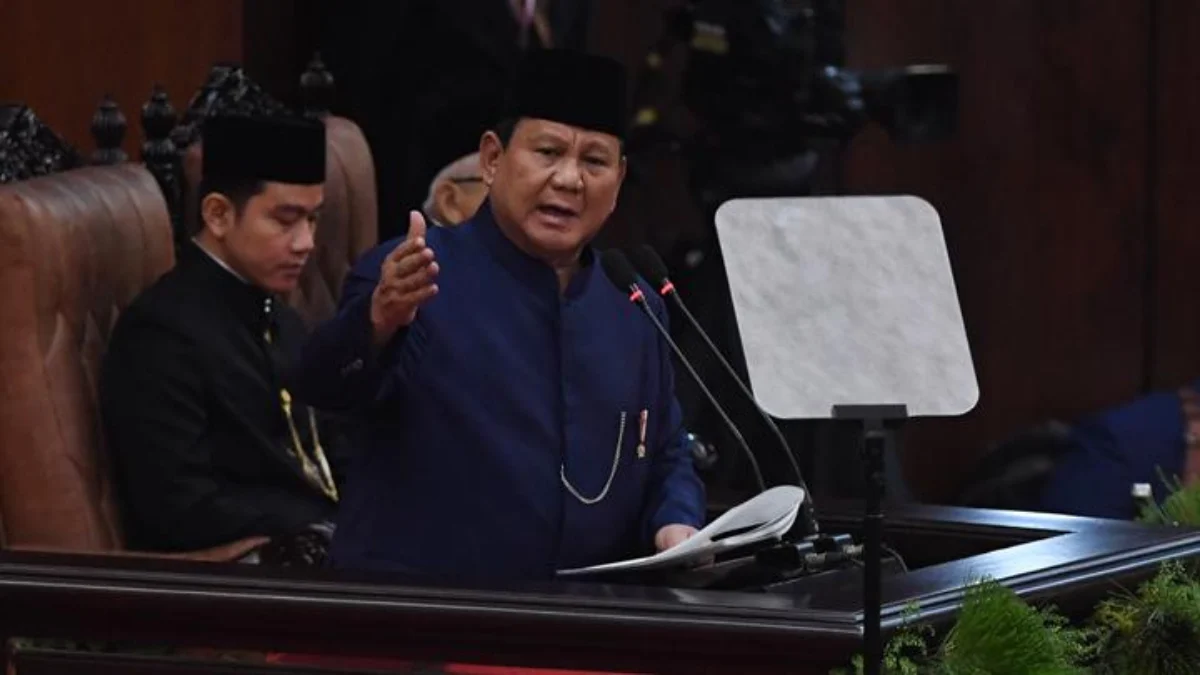 Presiden Prabowo Subianto menyampaikan pidato perdana usai dilantik pada sidang paripurna MPR di Gedung Nusant