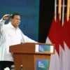 Menteri Pertahanan RI Prabowo Subianto memberikan pandangan pada acara BNI Investor Daily Summit 2024, di Jaka