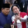 Presiden Prabowo dan Puan Maharani asyik selfie usai pelantikan (Foto: tangkapan layar DPR TV)