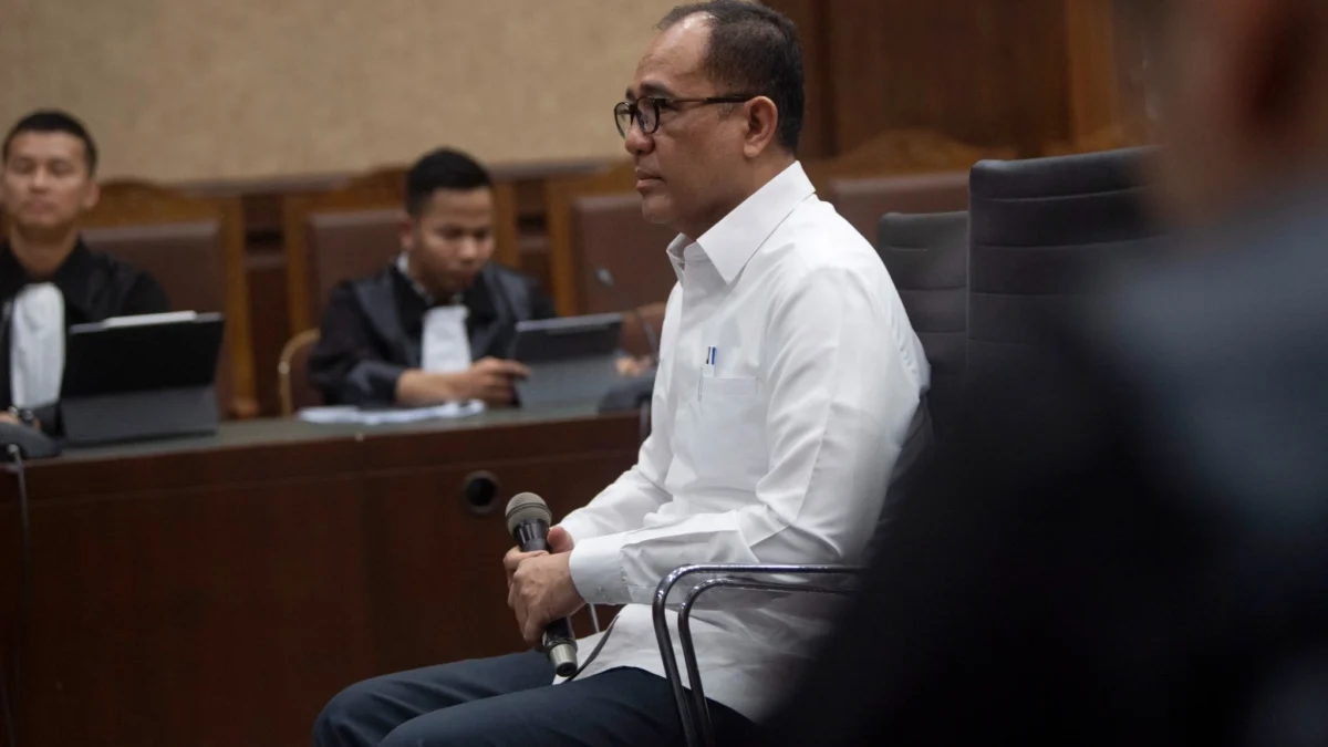 Terdakwa mantan pejabat eselon III kabag umum Kanwil Ditjen Pajak Jakarta Selatan II, Rafael Alun Trisambodo,