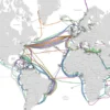 Jalur kabel internet bawah laut dunia | Foto: submarinecablemap.com