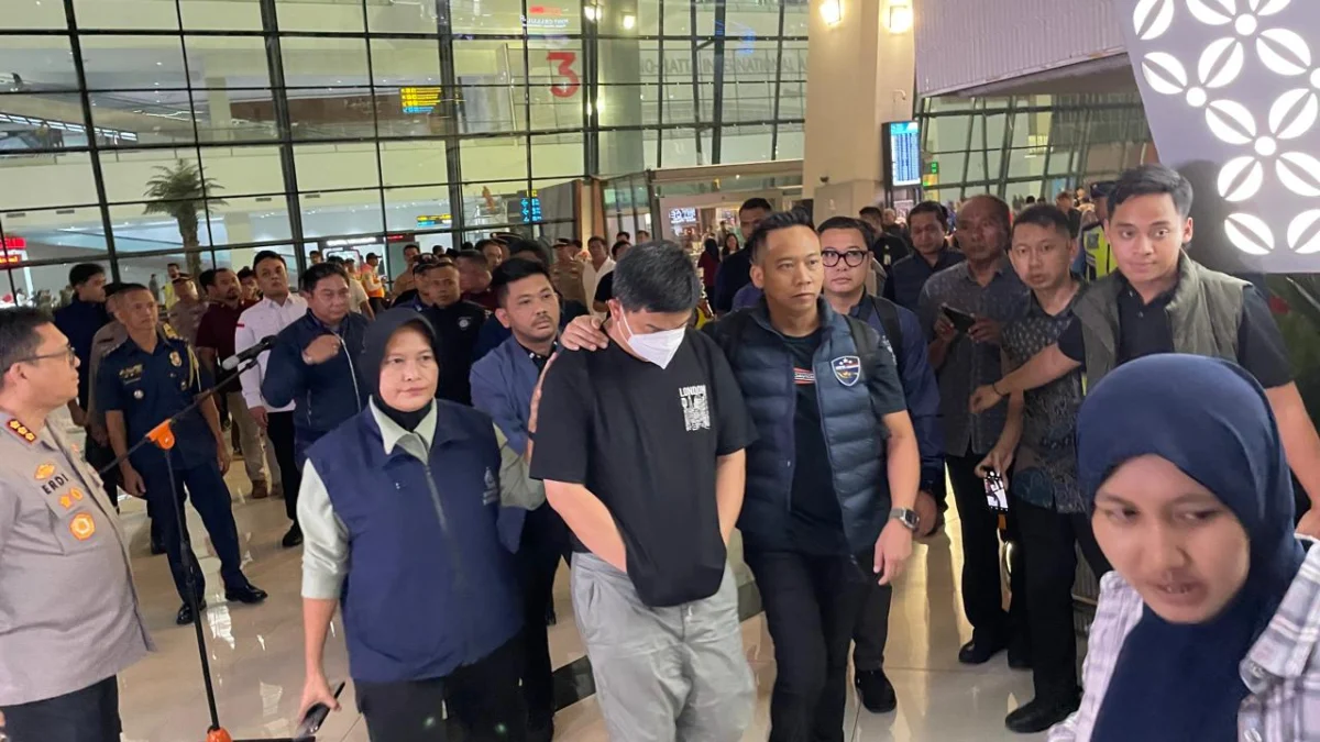 Bareskrim Polri dan Manajer Regional Situs Judol W88 di Bandara Soetta