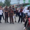 Rekonstruksi kasus penembakan polisi terhadap prlajar di Alfamart Jalan Candi Penataran Raya, Senin (30/12/202