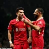 Duet maut Luis Diaz dan Mohamed Salah mengajar Tottenham Hotspur di London Stadium. (DAILYMAIL )