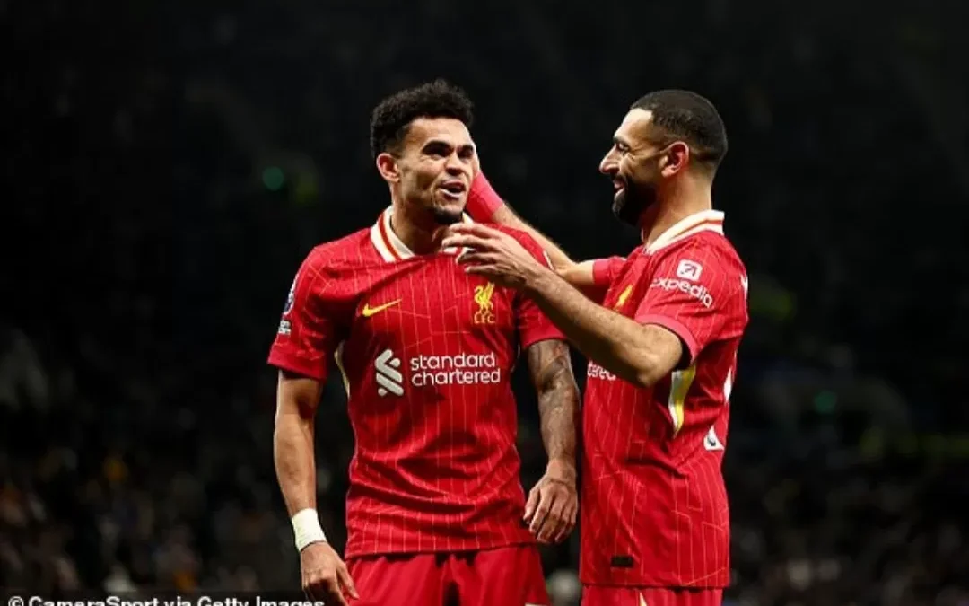 Duet maut Luis Diaz dan Mohamed Salah mengajar Tottenham Hotspur di London Stadium. (DAILYMAIL )