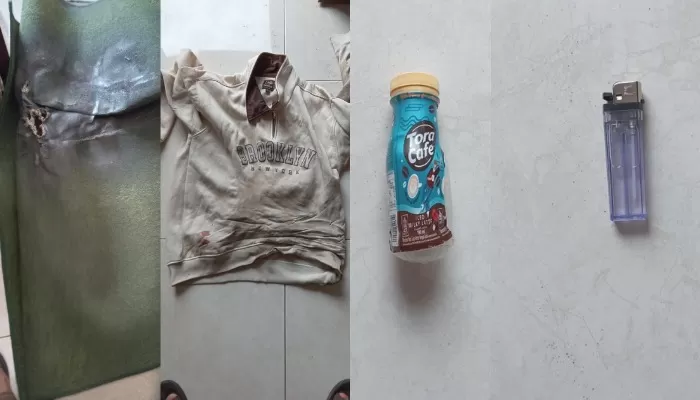 Barang bukti kasus santri Ponpes Darusy Syahadah Boyolali yang dibakar. Dari kiri karpet terbakar, kaos yang d