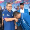 Kader Partai Amanat Nasional, Hery Sugihyandi bersama Ketua Umum Partai Amanat Nasional (PAN) saat berkunjung