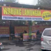 RM Makan Ayam Kampung SBY( Warung Lamongan) sekitar 100 meter dari Auto Raya, Jl.Brigjen Darsono By Pas Kota C