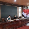 Pj Walikota Moh Ali Kuncoro memerintahkan OPD Tekait untuk menangani musibah Siswa SMP 7--