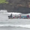 13 siswa SMP Negeri 7 Kota Mojokerto terseret ombak di Pantai Drini Yogyakarta. (Foto: Istimewa)