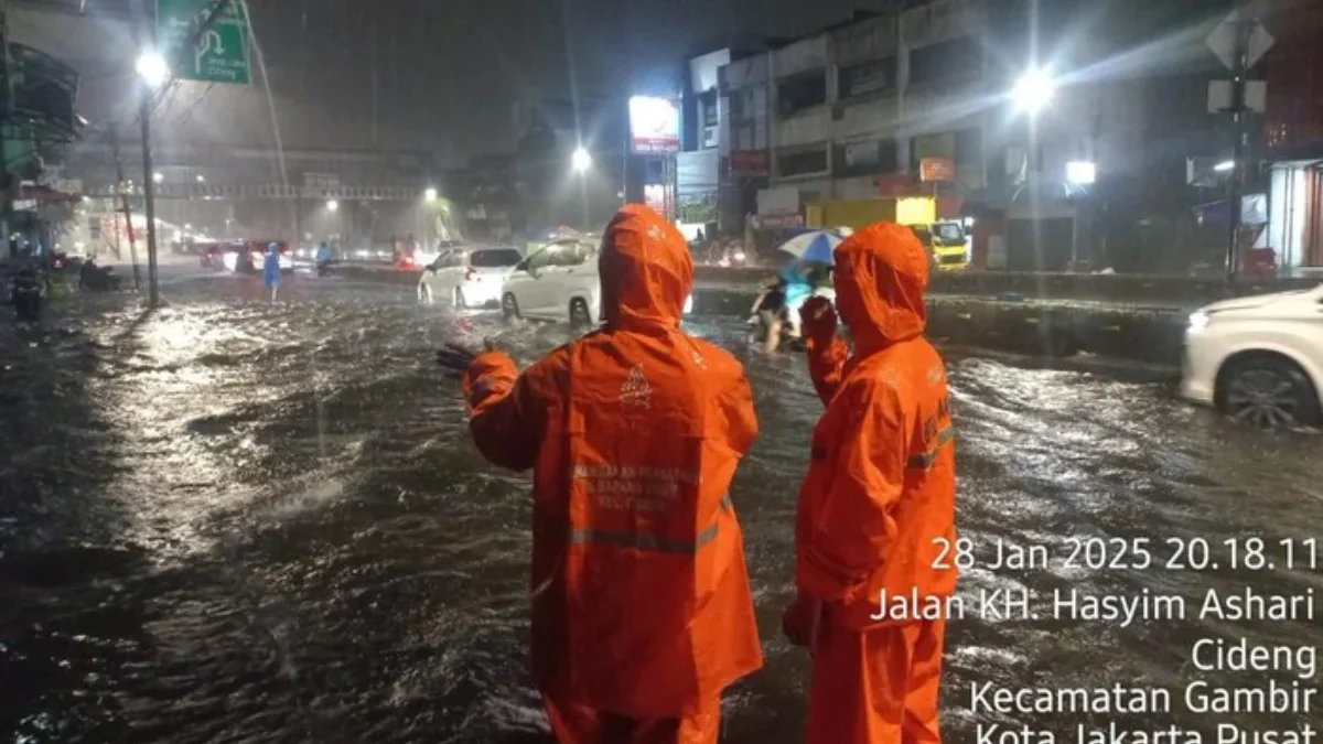 Hujan deras di Jakarta merendam sejumlah ruas jalan, di antaranya KH Wahid Hasyim. Foto/dok.bpbd dki jakarta